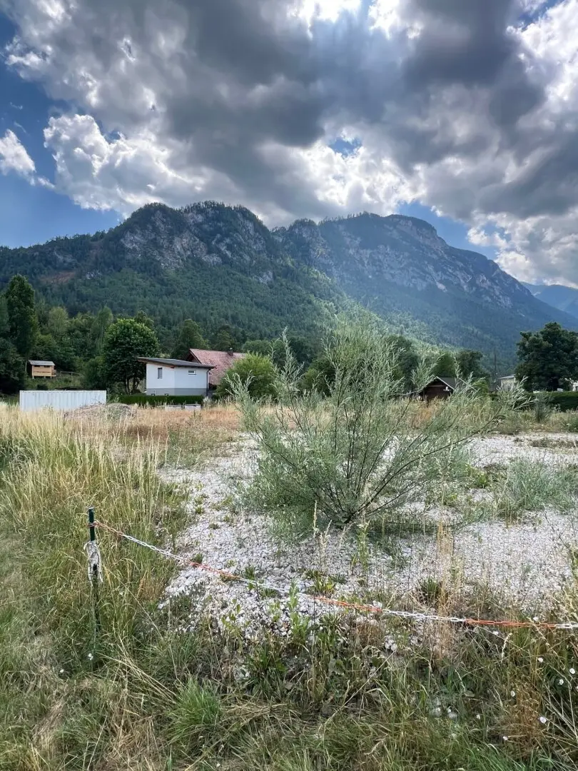 Sunny building plot in Unterort