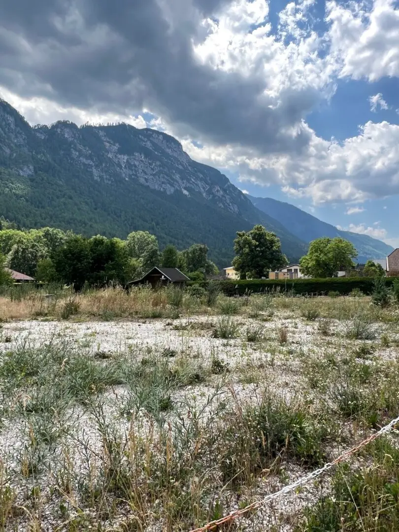 Sunny building plot in Unterort