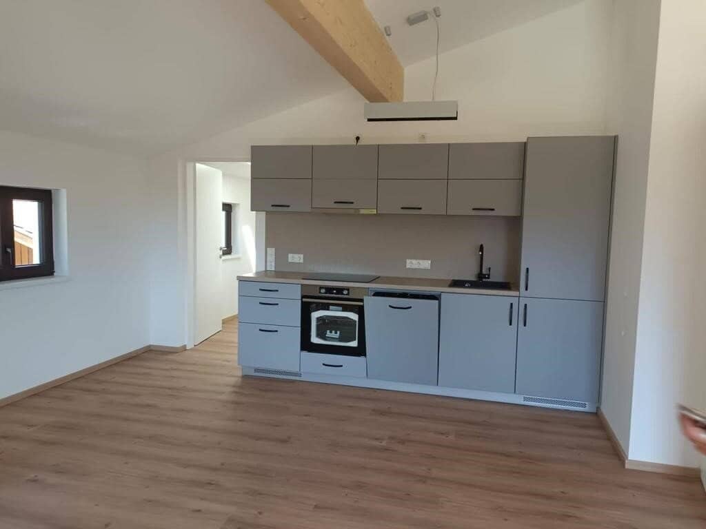 Anlegerobjekt - Dachgeschoßwohnung Top 05 - dzt. vermietet - 2 Zimmer mit Balkon - 6130 Schwaz