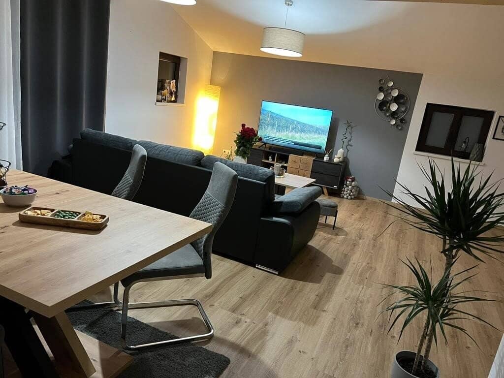 Anlegerobjekt - Dachgeschoßwohnung Top 05 - dzt. vermietet - 2 Zimmer mit Balkon - 6130 Schwaz
