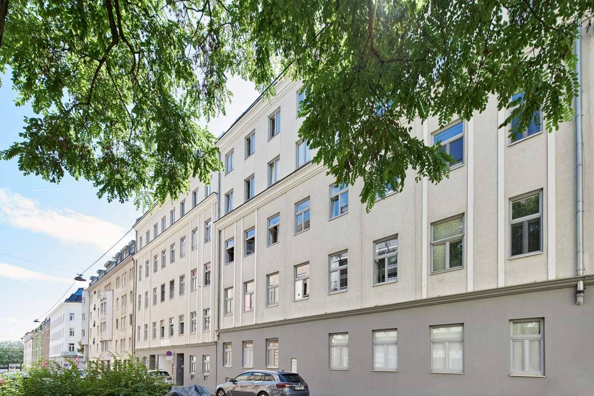 Wohnung sonnig hofseitig unbefristet vermietet