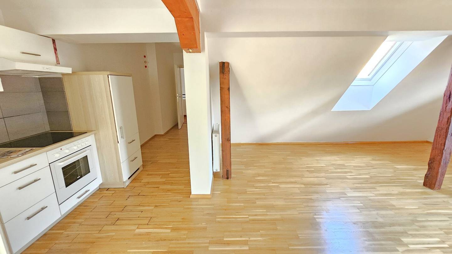 Attractive business opportunity: Leasing of a complete house with 7 holiday apartments and 1 restaurant