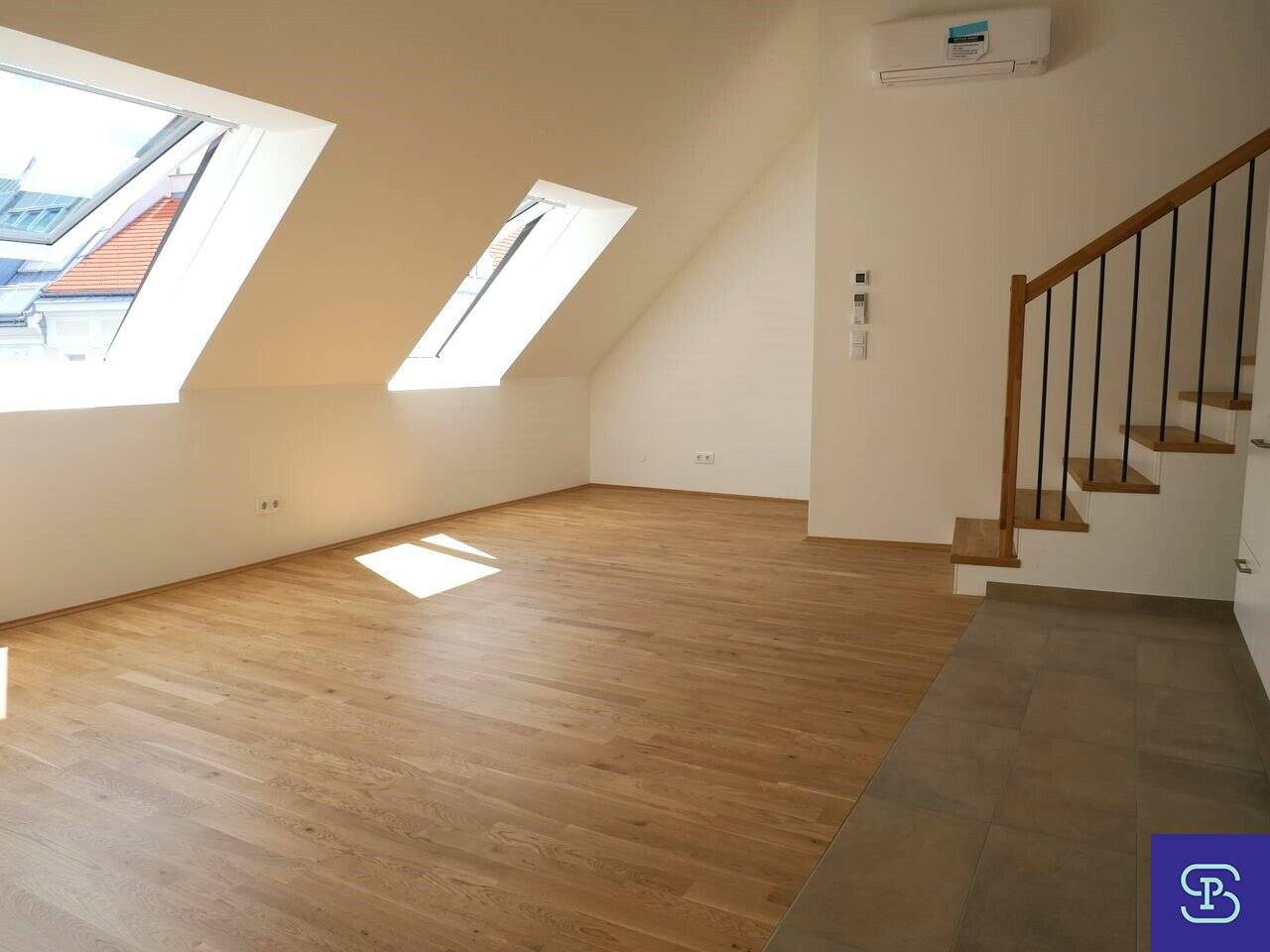 Provisionsfrei: Unbefristete 80m² DG-Wohnung mit Einbauküche und Terrasse - 1030 Wien