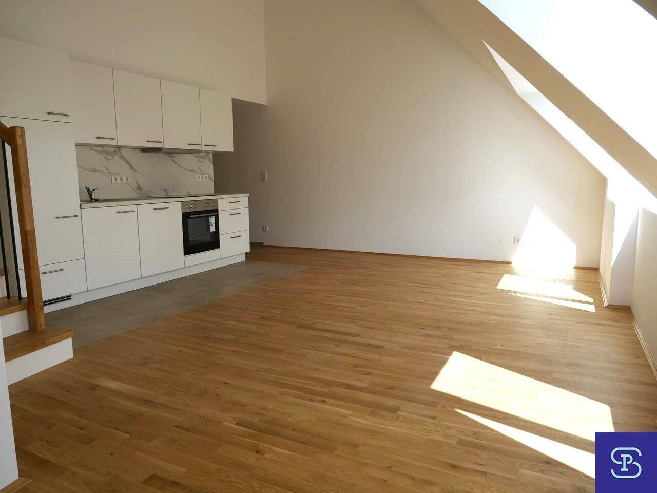 Provisionsfrei: Unbefristete 80m² DG-Wohnung mit Einbauküche und Terrasse - 1030 Wien