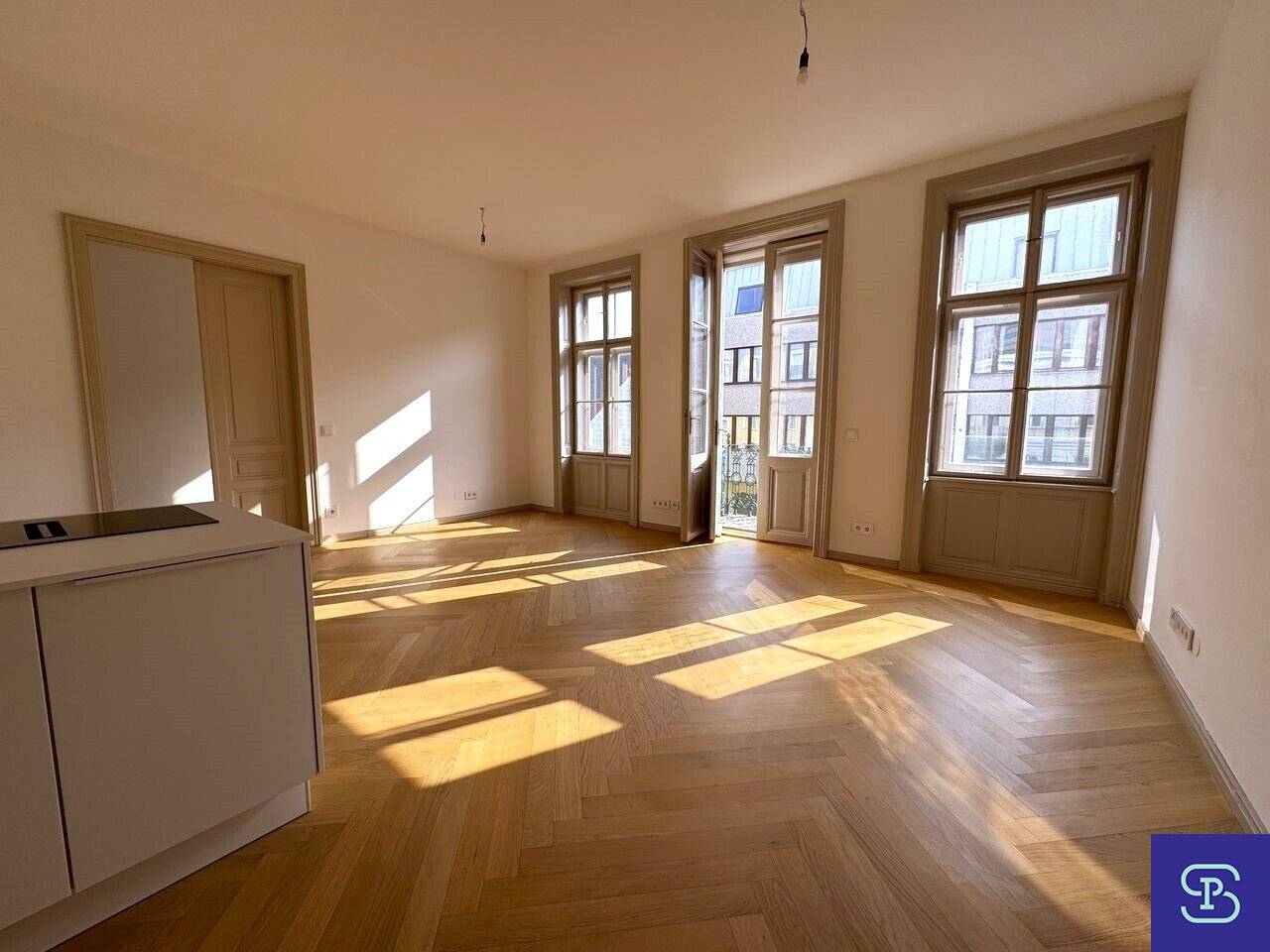 Commission-free: Beautiful 87m² old building with elevator and fitted kitchen near Trazerberg - 1130 Vienna