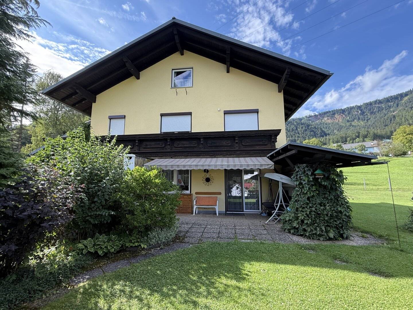 Wohnhaus in sonniger und ruhiger Lage in unverbaubarer Aussichtslage!