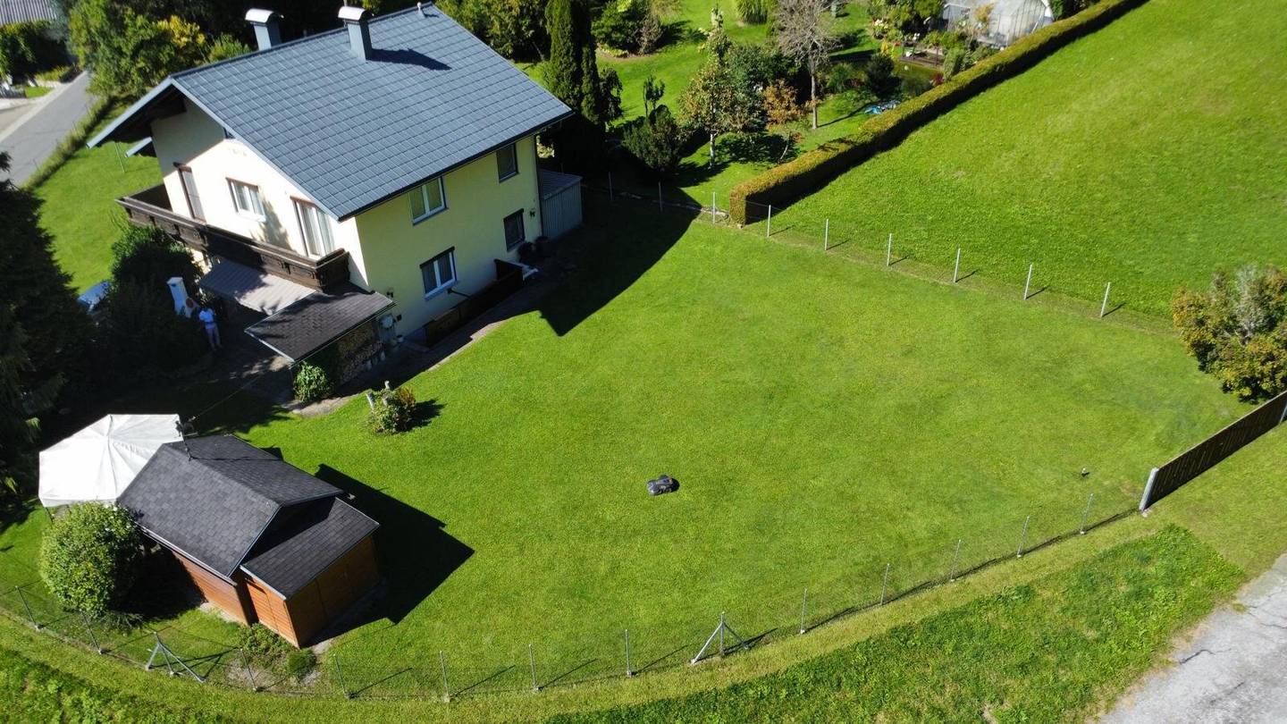 Wohnhaus in sonniger und ruhiger Lage in unverbaubarer Aussichtslage!