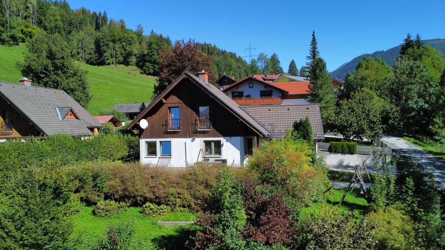 Renovation needed single family house in sunny location with south facing terrace and garage and basement