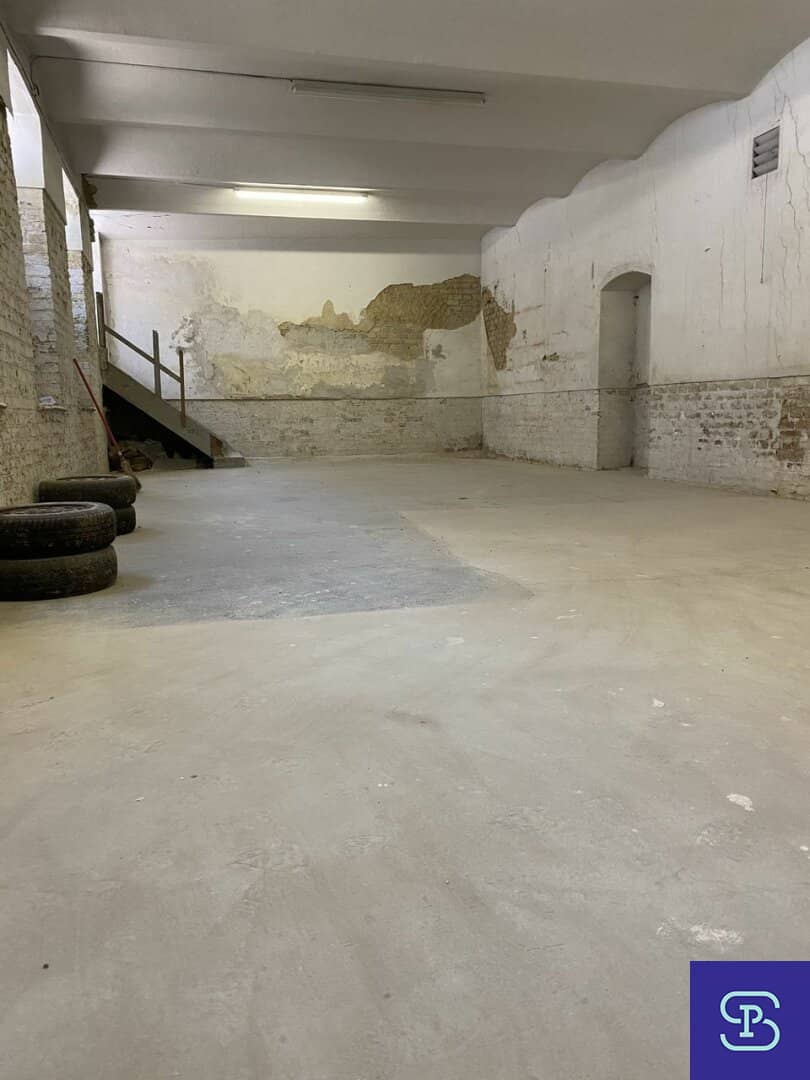 Lindengasse: 69m² Lagerfläche mit Straßenzugang im Souterrain - 1070 Wien