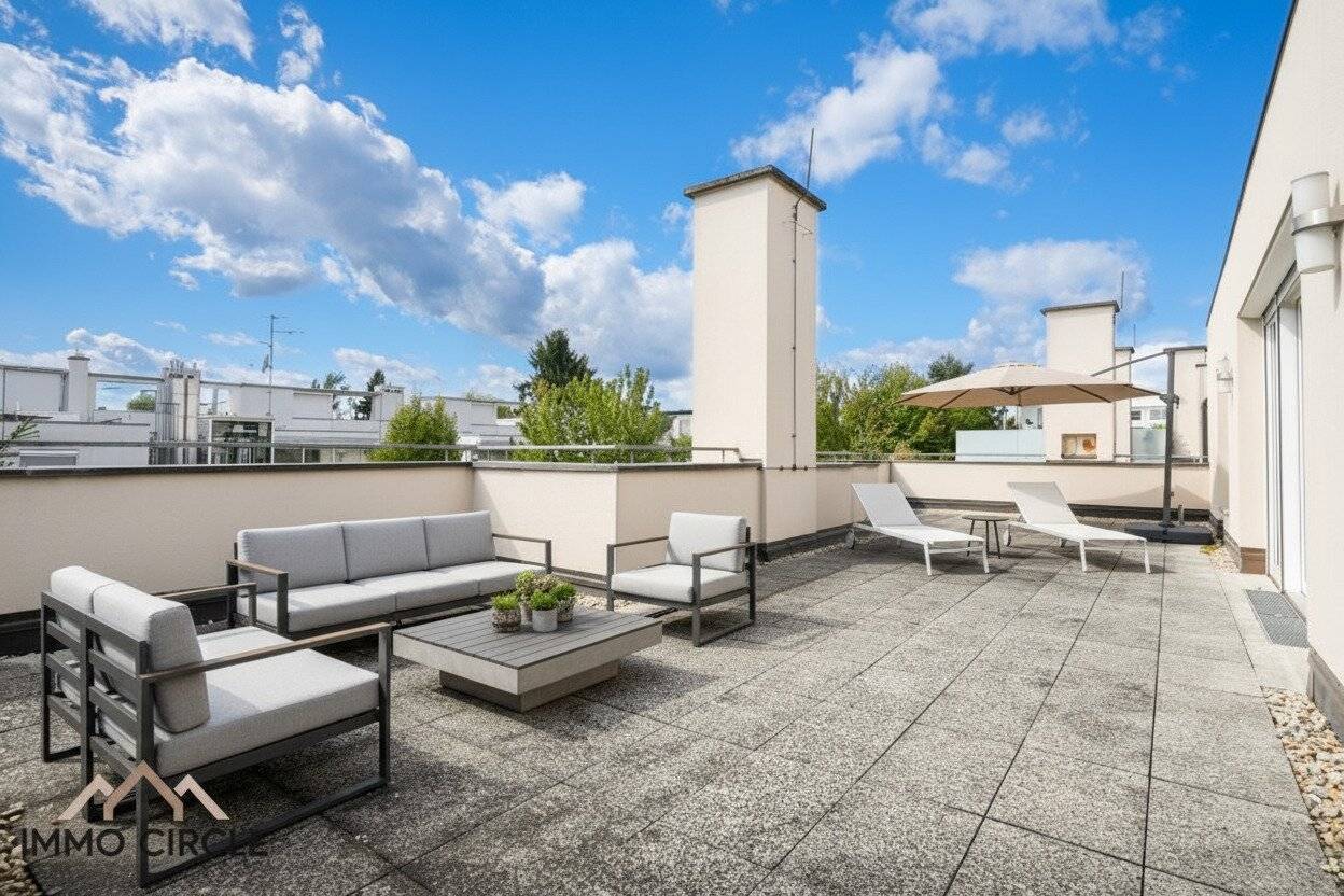 Stylish 118 m² attic apartment with 65 m² panoramic terrace in Graz-St. Peter