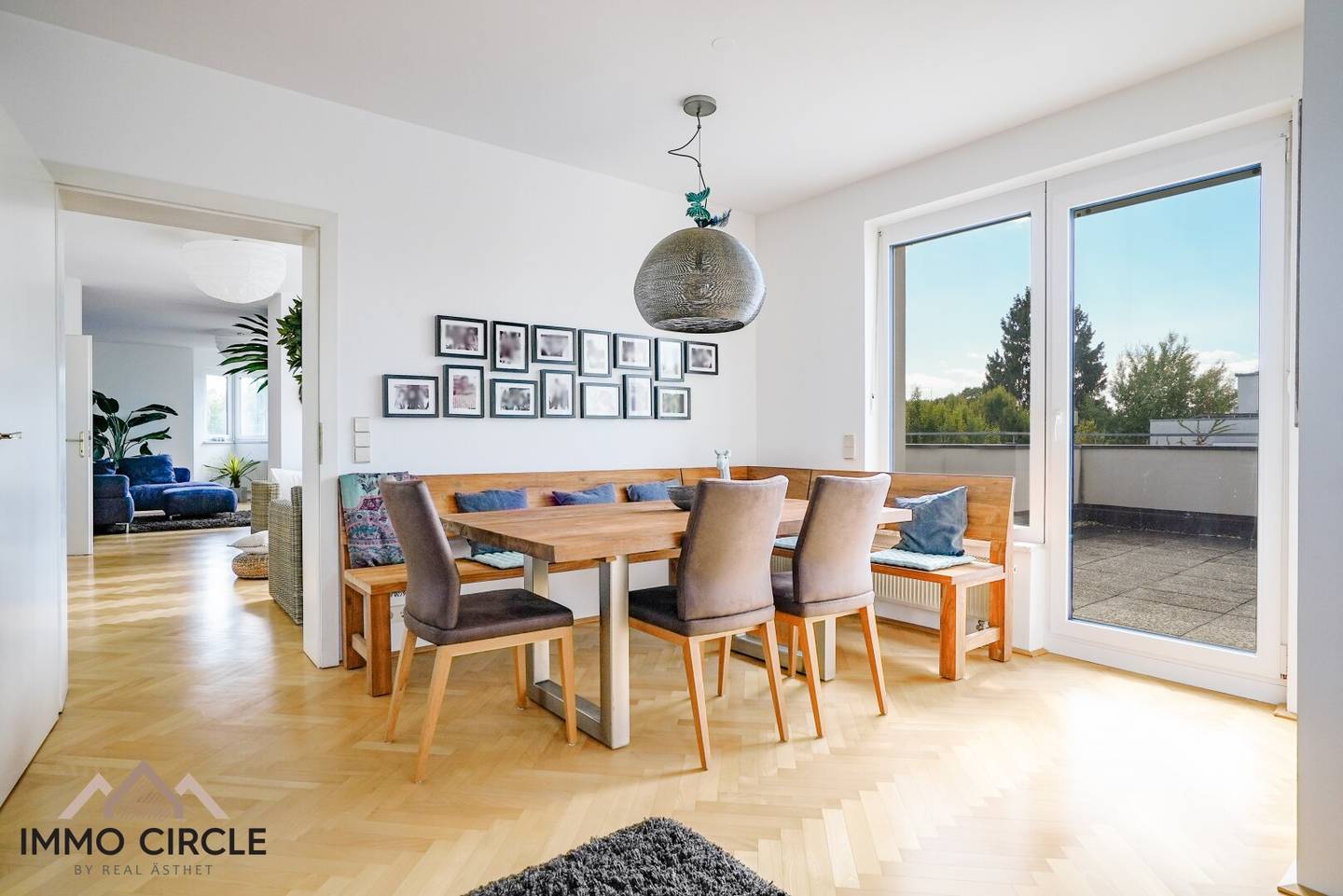 Stylish 118 m² attic apartment with 65 m² panoramic terrace in Graz-St. Peter