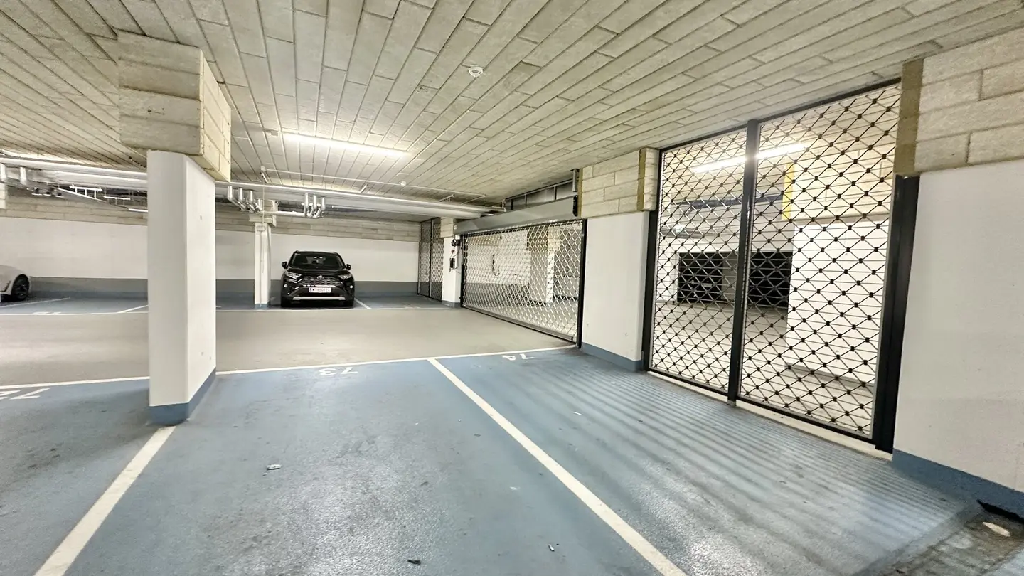 OLDTIMERFREUNDE AUFGEPASST - Garagenstellplatz zur Miete!