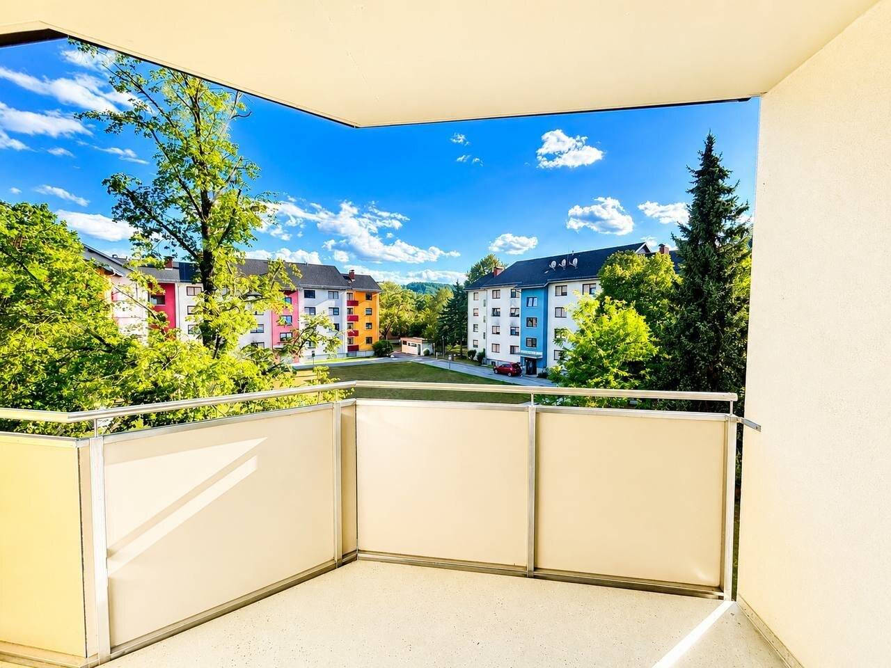 Well laid out two room apartment with loggia, separate kitchen and car parking space