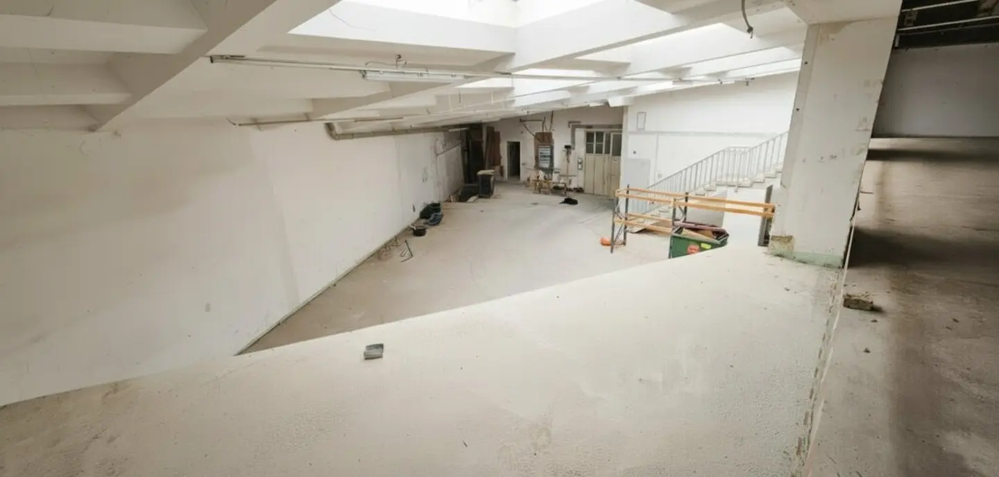 Gewerbehalle mit Bürofläche – ca. 760 m²