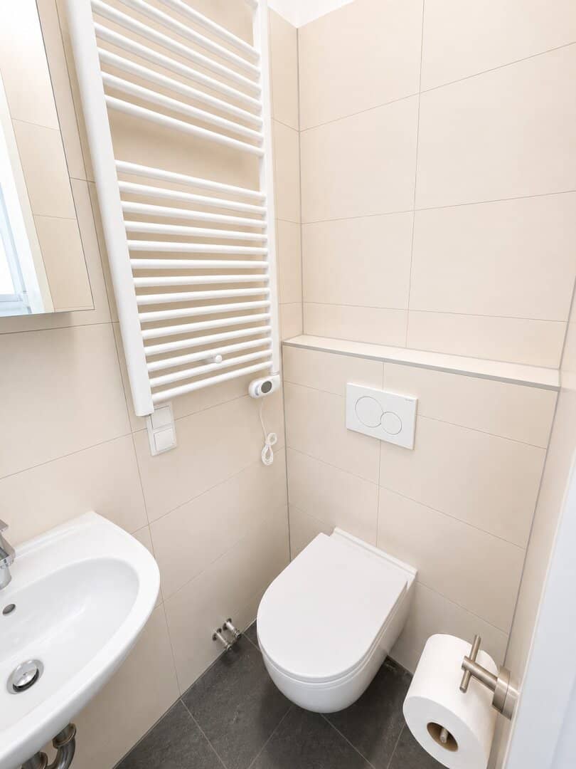 Studio Wohnung mit Airbnb Ausnahmebewilligung + bewilligten Balkon