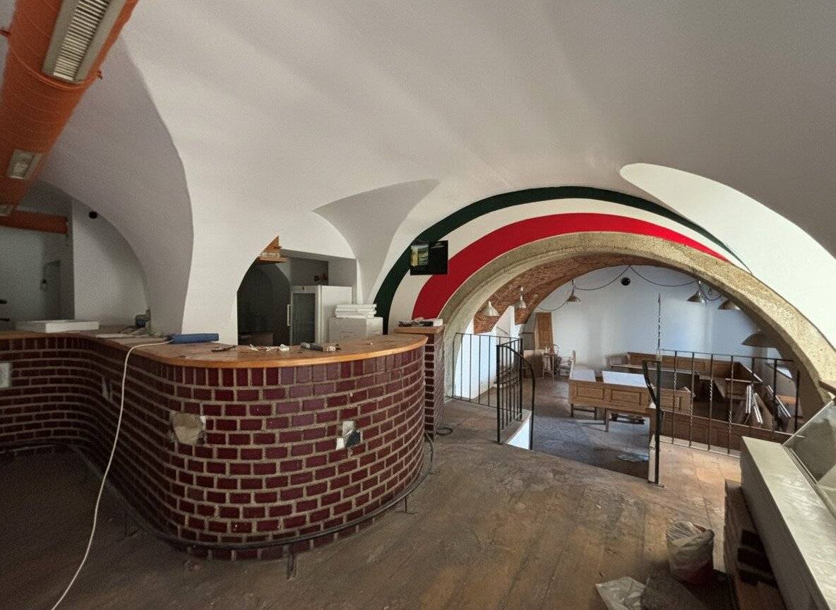 IDEAL FÜR PIZZERIA - Zentral gelegenes Lokal in Weiz zur Miete