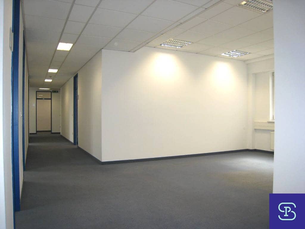 Modern 581 m² office unit in Gewerbepark Inzersdorf - 1230 Wien