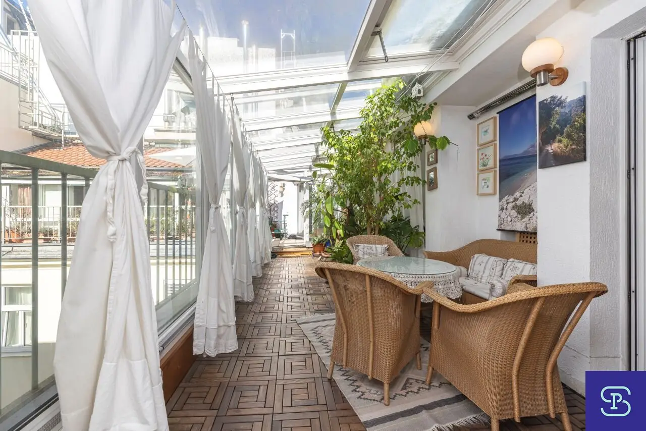 Toplage: DG-Wohnung 209m² inklusive Wintergarten + 20m² Terrasse - 1070 Wien