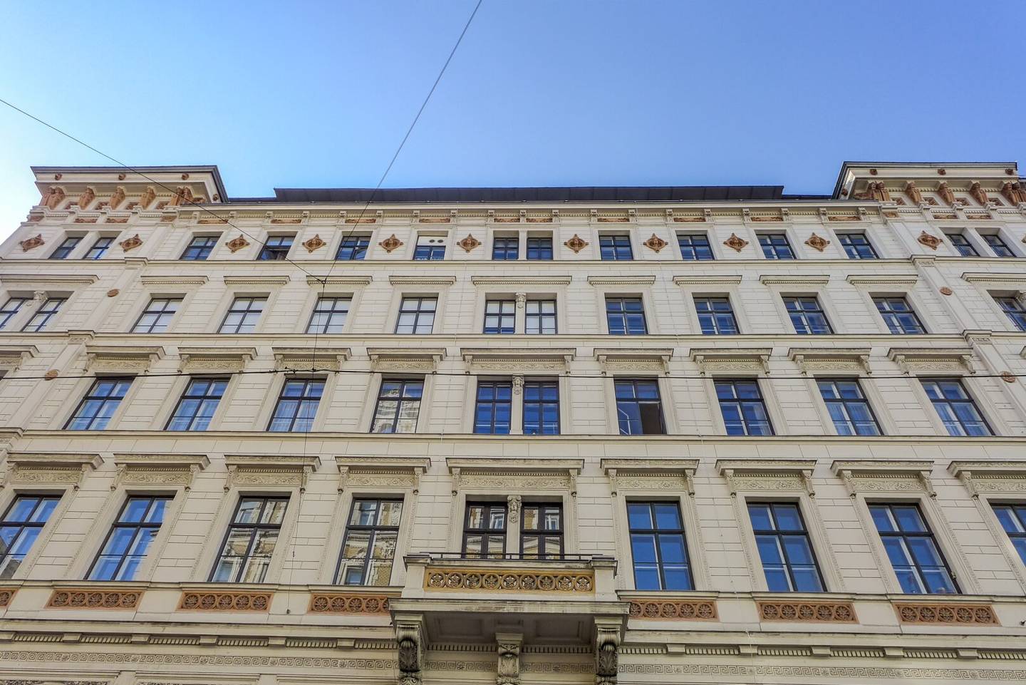 Edelrohbau - Kleines Geschäftslokal - Edelrohbau - Nähe Oper/ Kärntner Straße/ Ringstraße