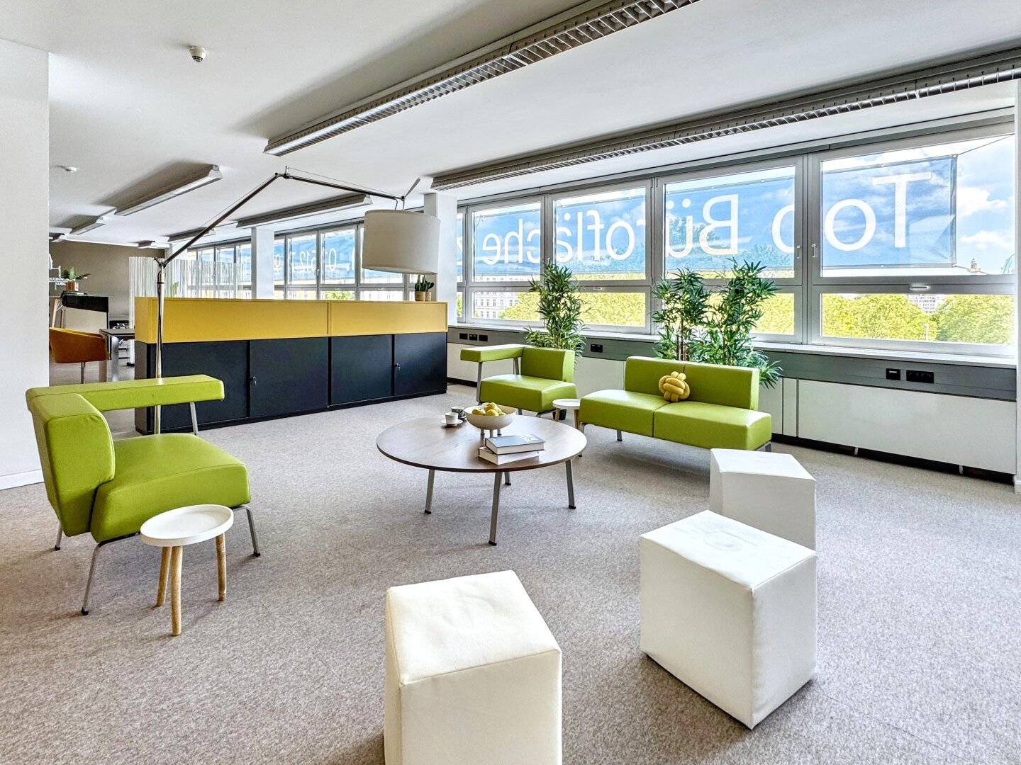 Blick auf die Secession | 650m2 Bürofläche