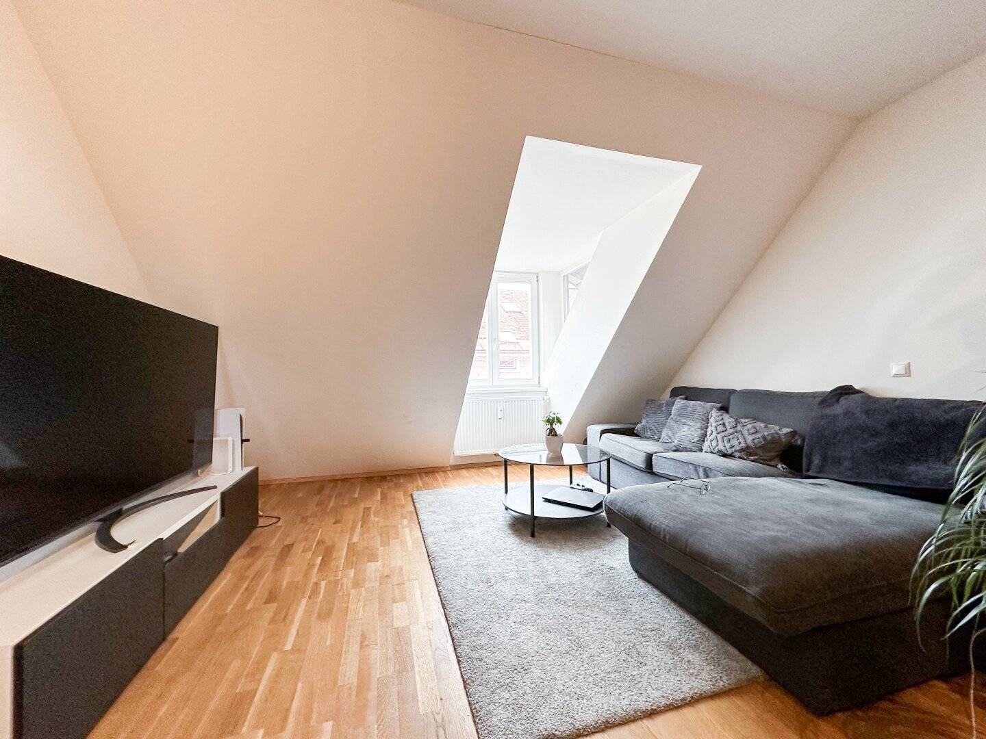 Stylish Maisonette with Gallery near TU &amp; Dietrichsteinplatz