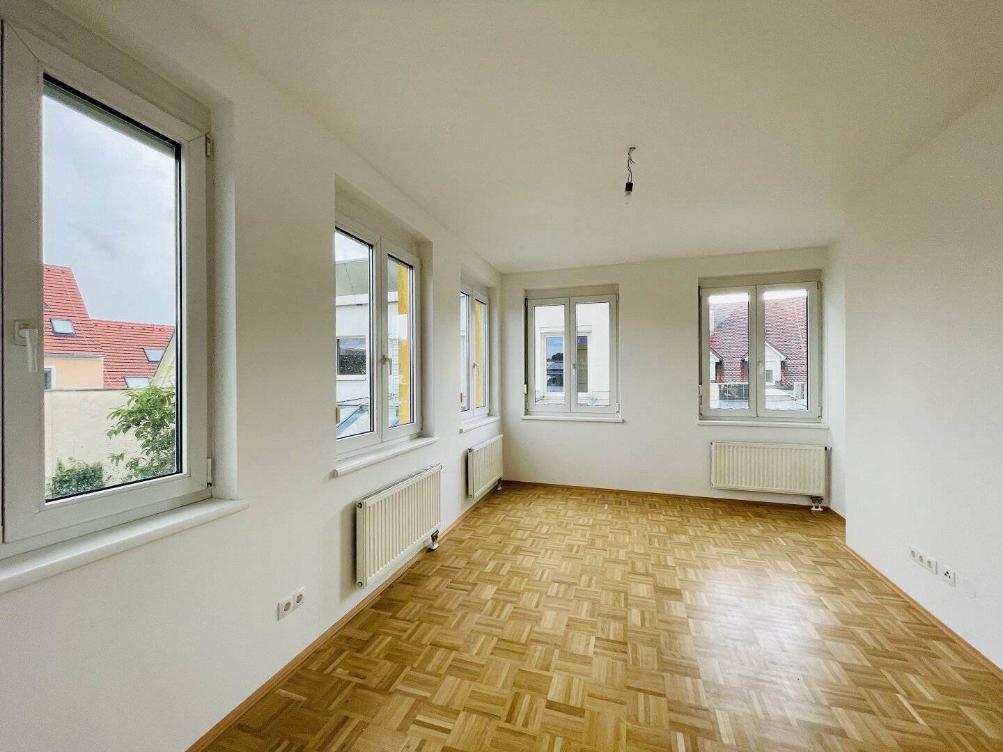 ++WEIZ++ Bright 2 room apartment Available immediately
