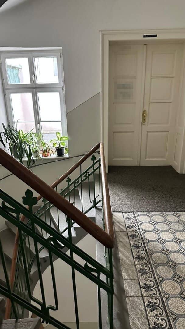 Zinshaus / Renditehaus "Büro-Wohn-Geschäftsgebäude mit großer, TOP ausgestatteten Maisonettenwohnung!