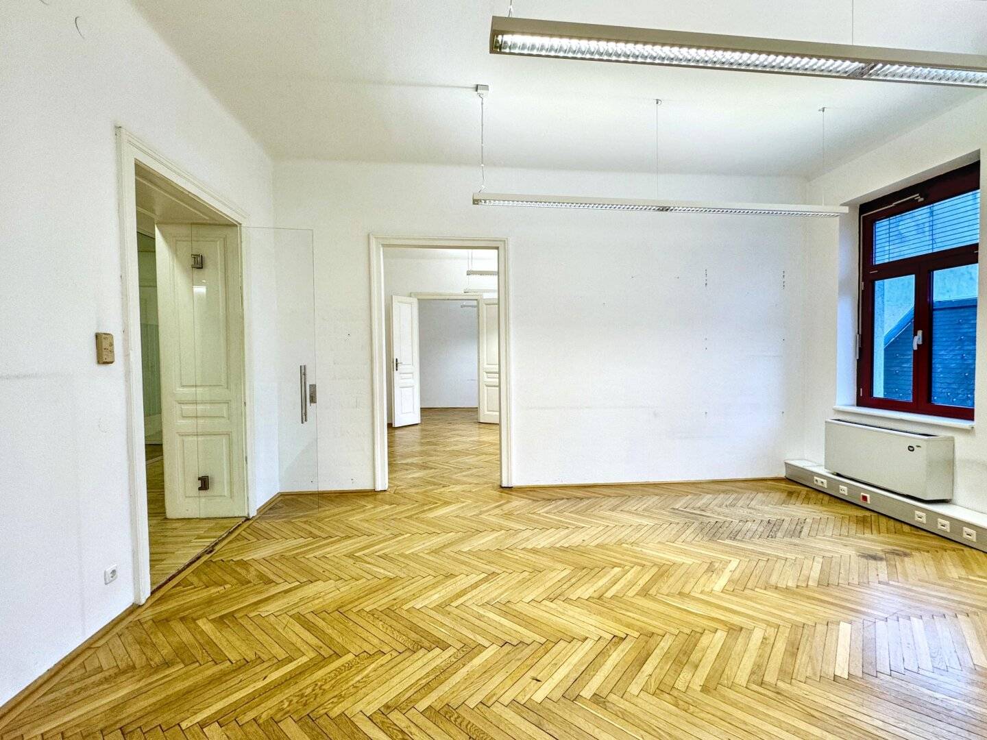 Air conditioned, spacious office on Mariahilferstraße