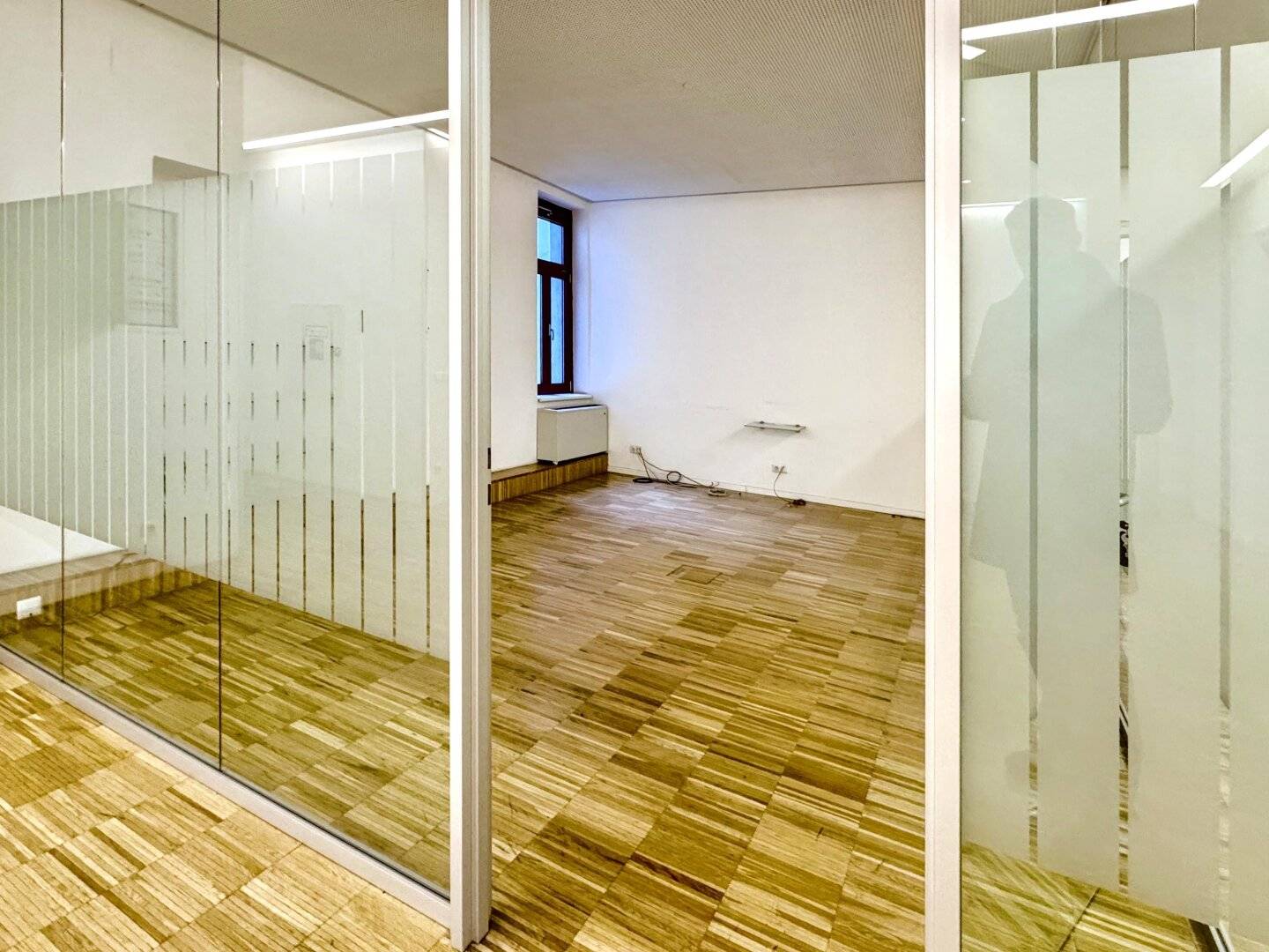 Air conditioned, spacious office on Mariahilferstraße