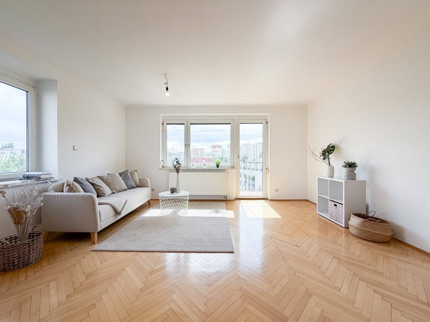 Dreamlike 3.5 room apartment with Schlossbergblick in a quiet and central residential area near the Mur and de