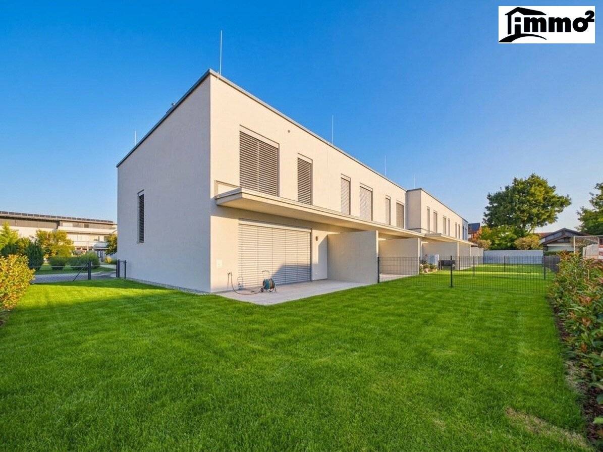 Commission-free purchase and move in immediately! THE PRICE HIGHLIGHT!