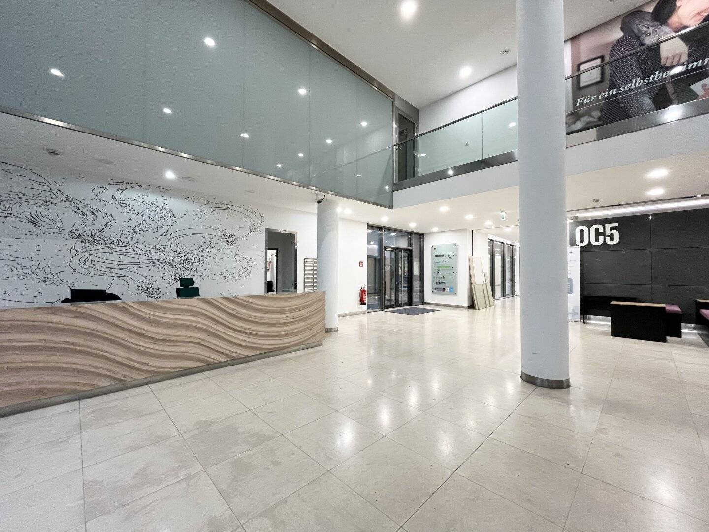 OC5 Modern Office Space (approximately 794 m²) with excellent transport connections on Wiedner Hauptstraße