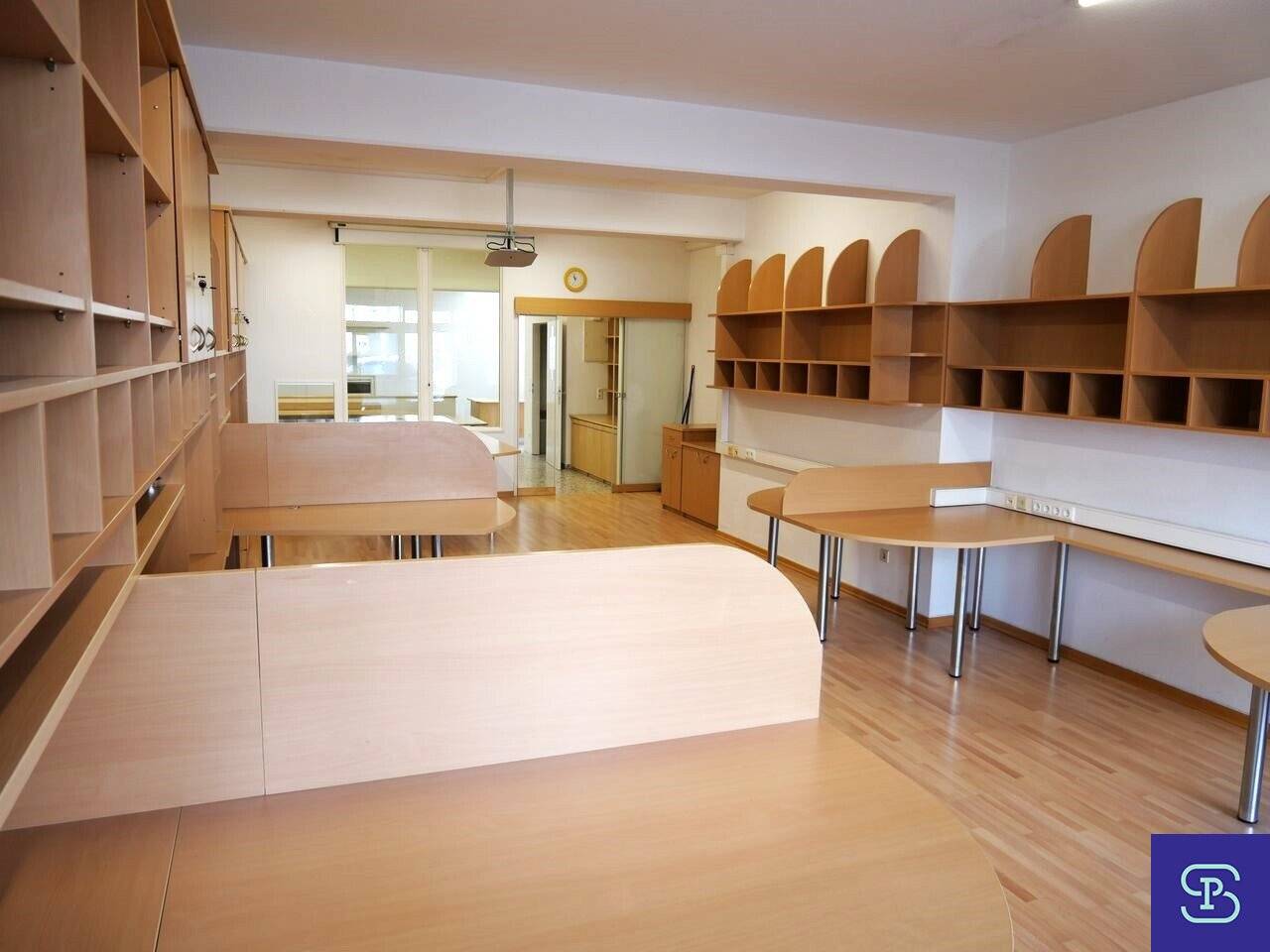 Möbliertes 117m² Großraumbüro mit Küche Nähe A22 - 1210 Wien