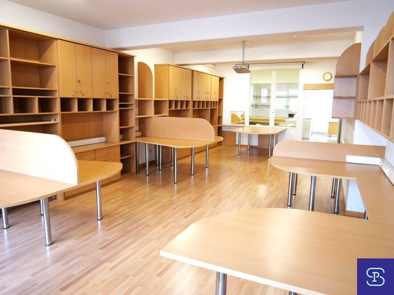 Möbliertes 117m² Großraumbüro mit Küche Nähe A22 - 1210 Wien