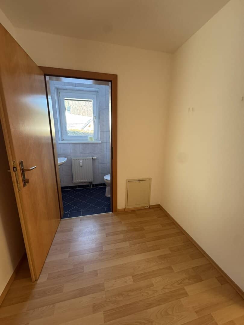 Maisonettenwohnung mit 5 Zimmer, 2 südseitigen Terrassen, Garage und Keller, zweitwohnsitzfähig!