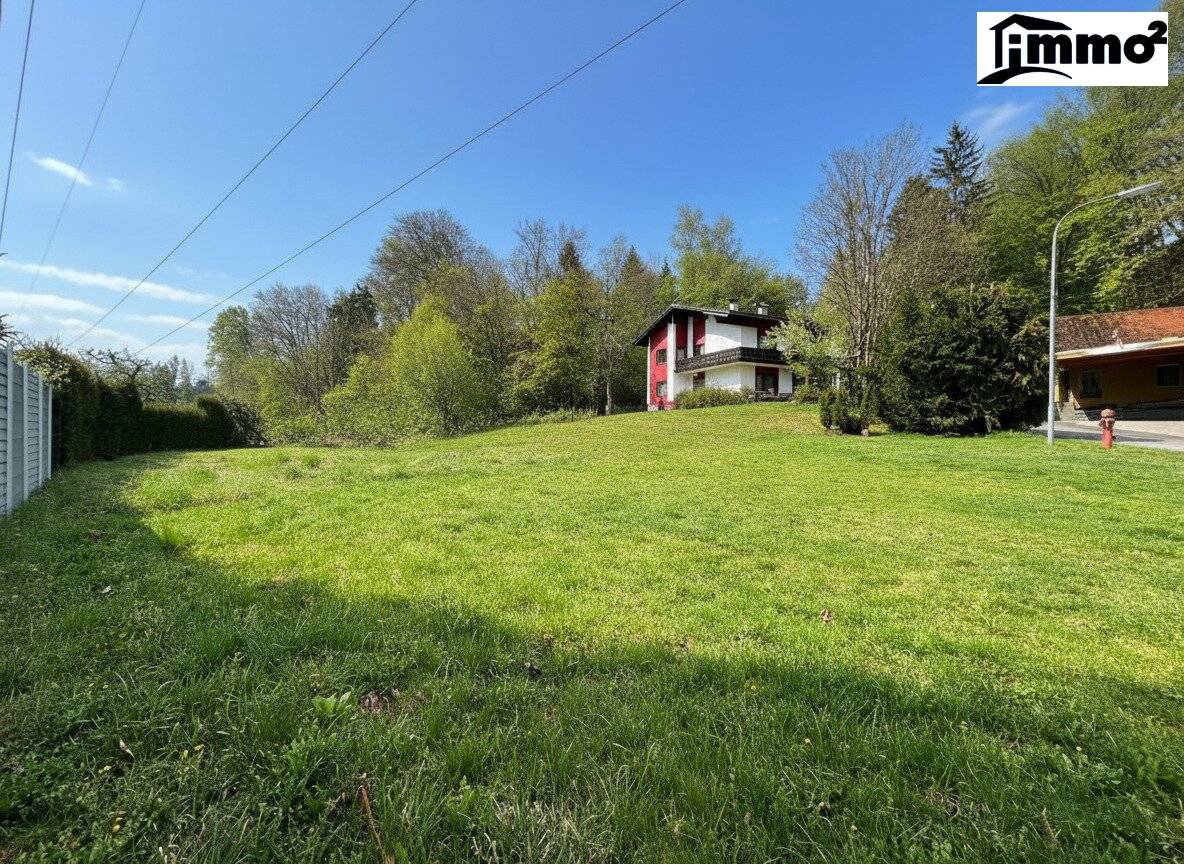 2 building plots in Villach-Tschinowitsch english translation of German title? no such text