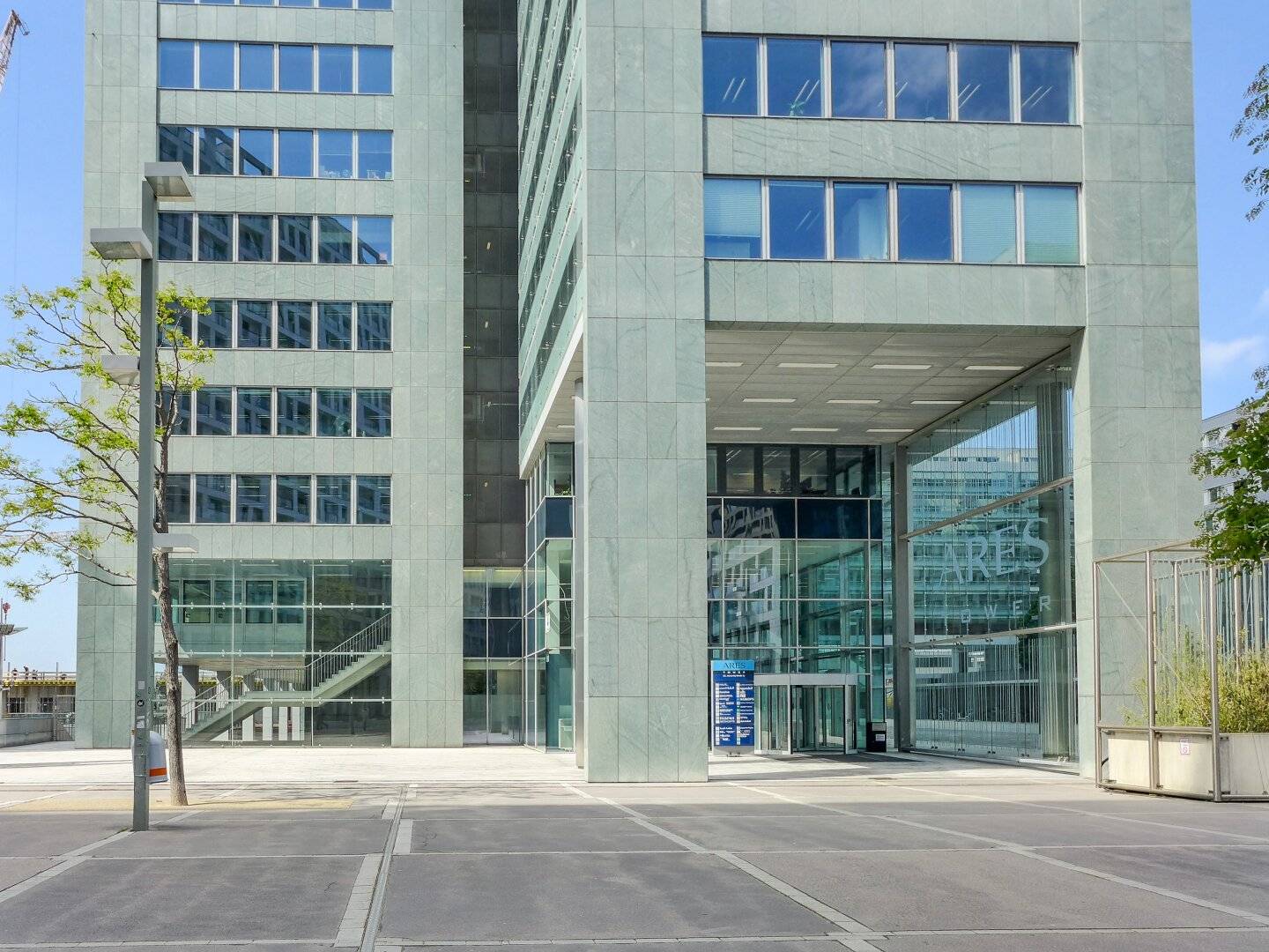 Moderne Büroetage mit tollem Ausblick - 694qm - flexible Aufteilung - Ares Tower