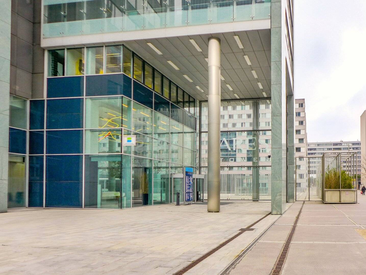 Moderne Büroetage mit tollem Ausblick - 694qm - flexible Aufteilung - Ares Tower