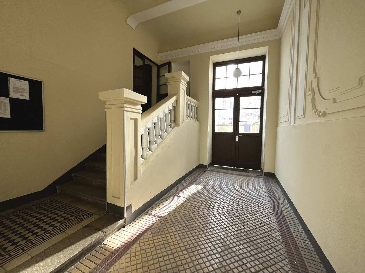 Altbau Wohnung Gründerzeit nahe Donaukanal