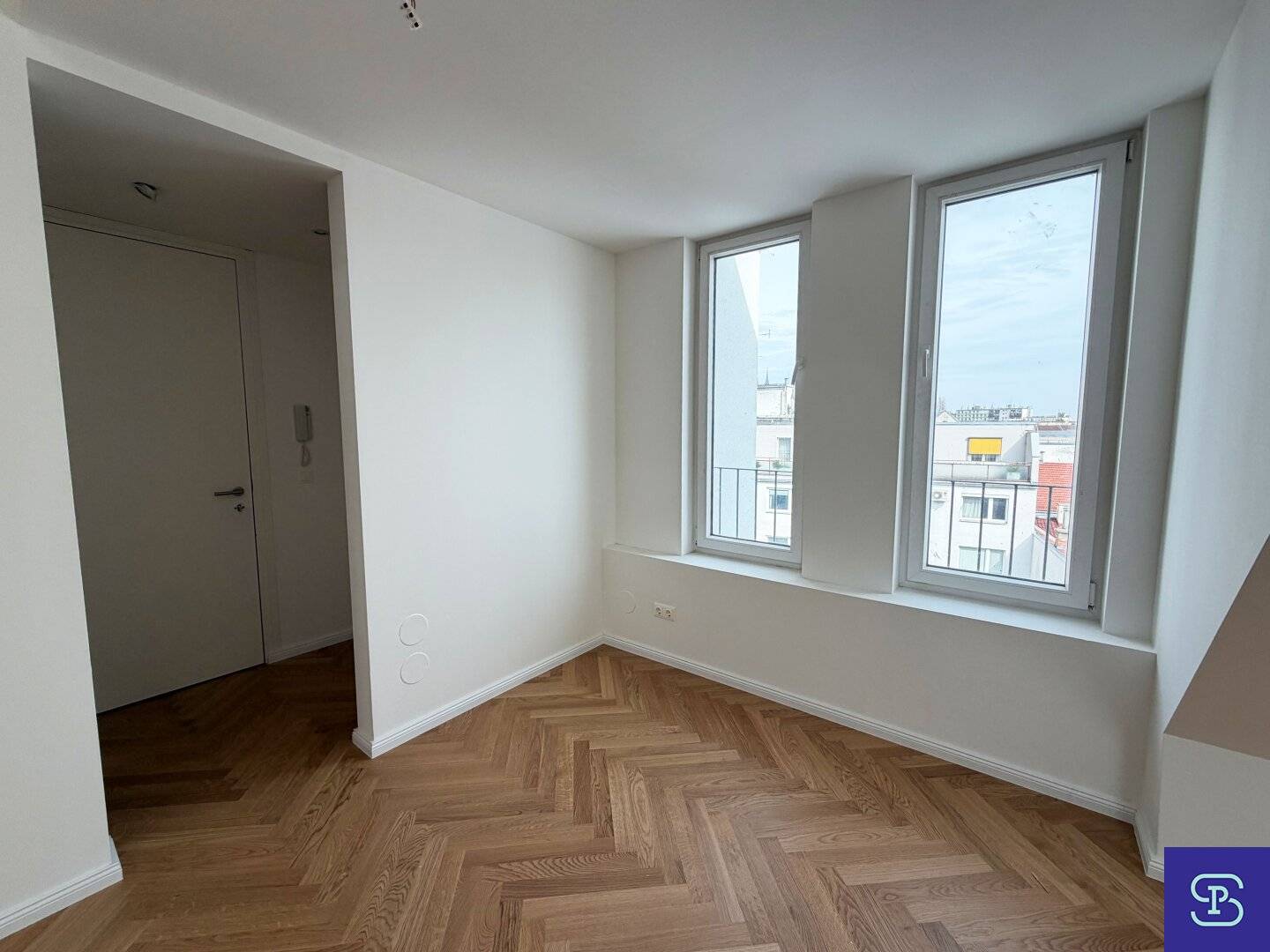 Modern renovated 106 m² top floor apartment with terrace and air conditioning in 1150 Vienna