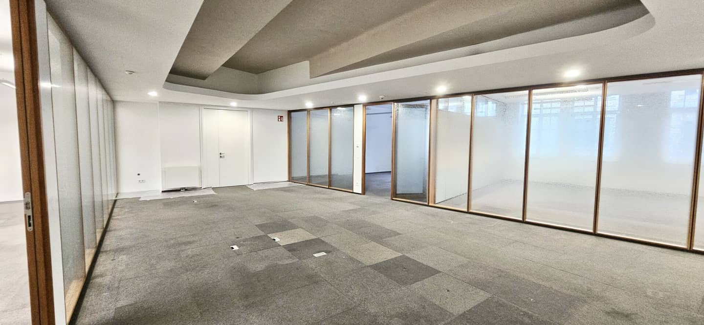 Approximately 638 m² office space in a representative Art Nouveau building at Fleischmarkt in 1010