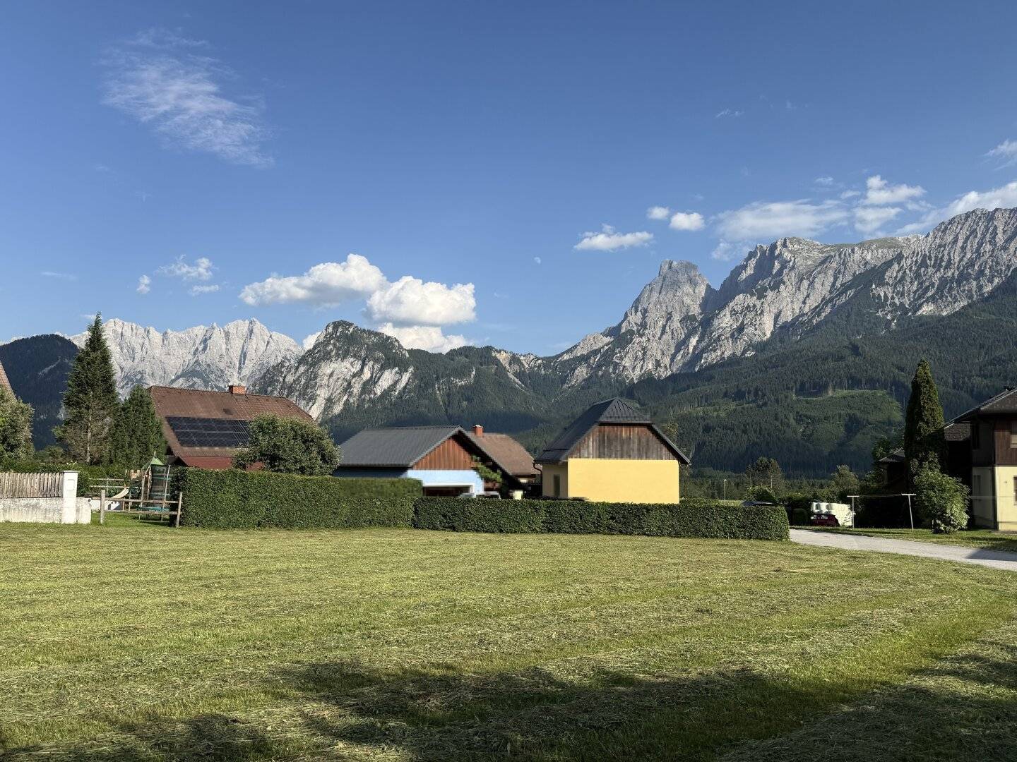 Grundstück in sonniger und ruhiger Lage!
