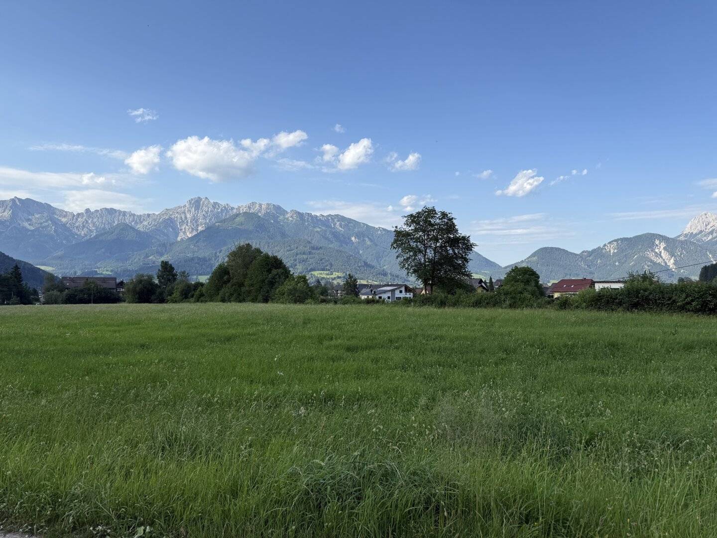 Grundstück in Admont in sonniger und ruhiger Lage, derzeit noch zweitwohnsitzfähig!