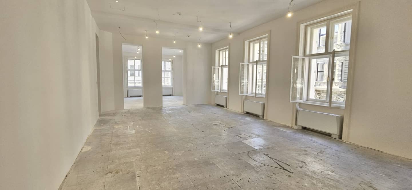 ERSTBEZUG - Repräsentatives Büro (662 m²) in der Rathausstraße