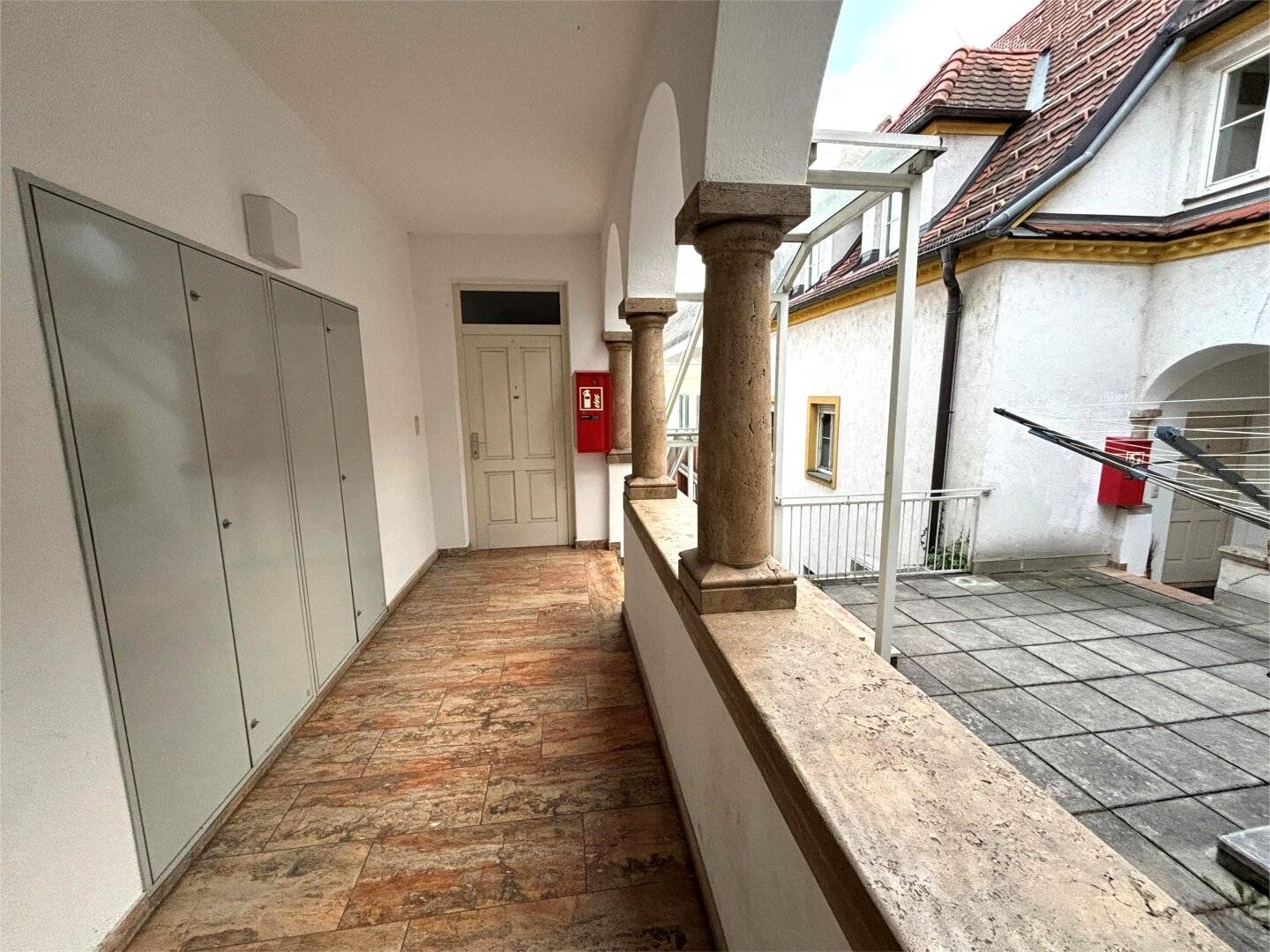 ++WEIZ++ Charming 2 room apartment with separate kitchen