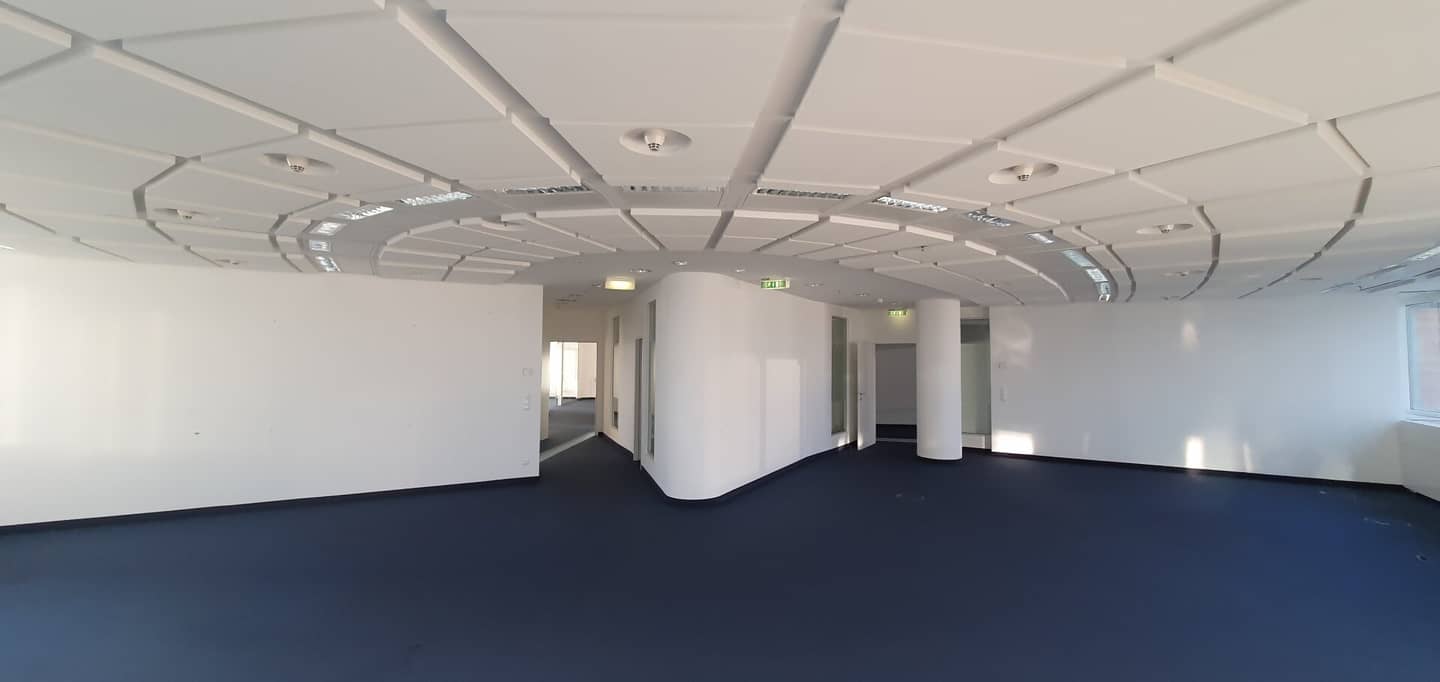 Modern 364 m² office space - Andromeda Tower,