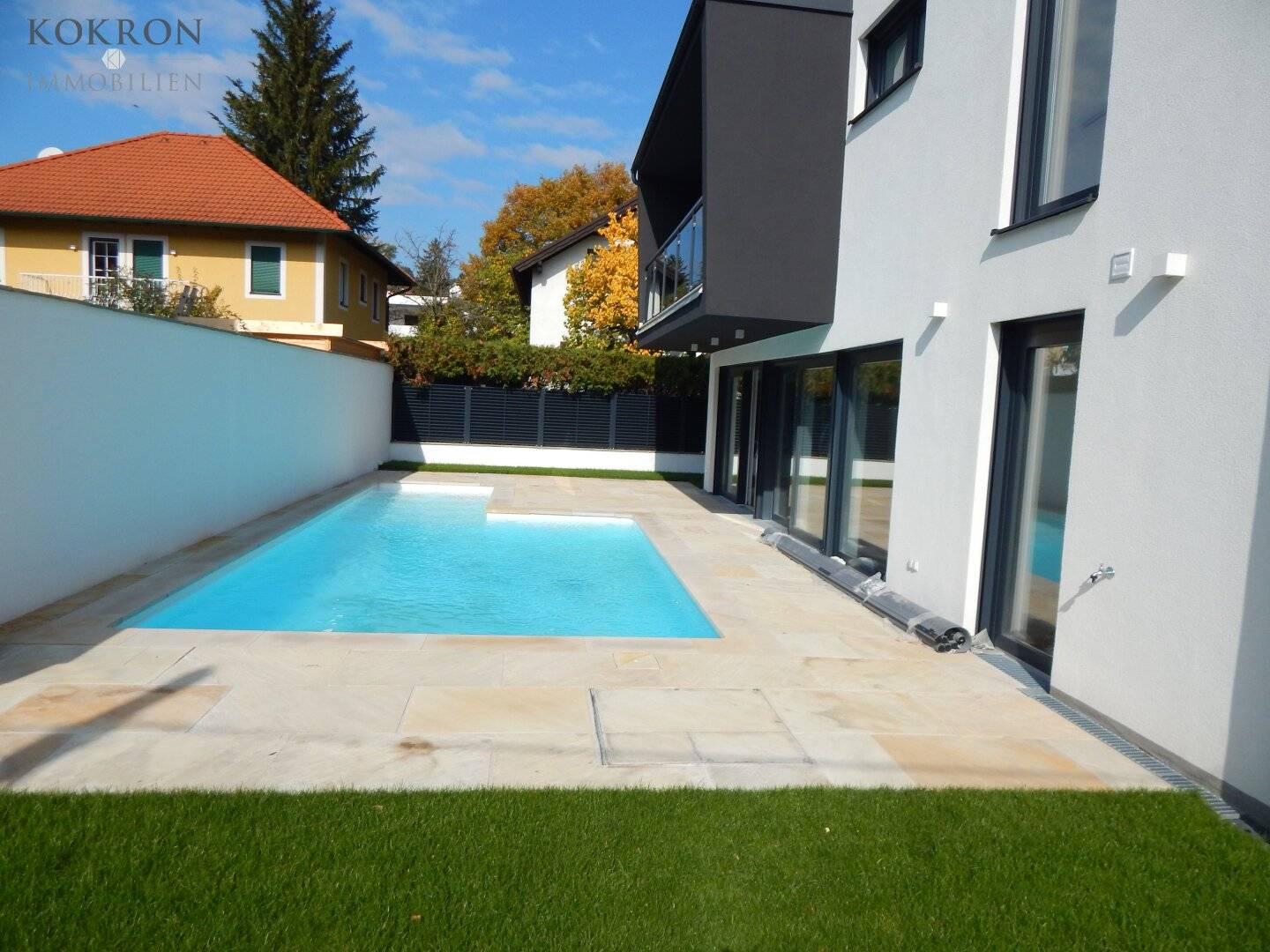 Luxurious single family house in Vienna 165 m², 4 rooms, 3 bathrooms, pool, garden, balcony, terrace