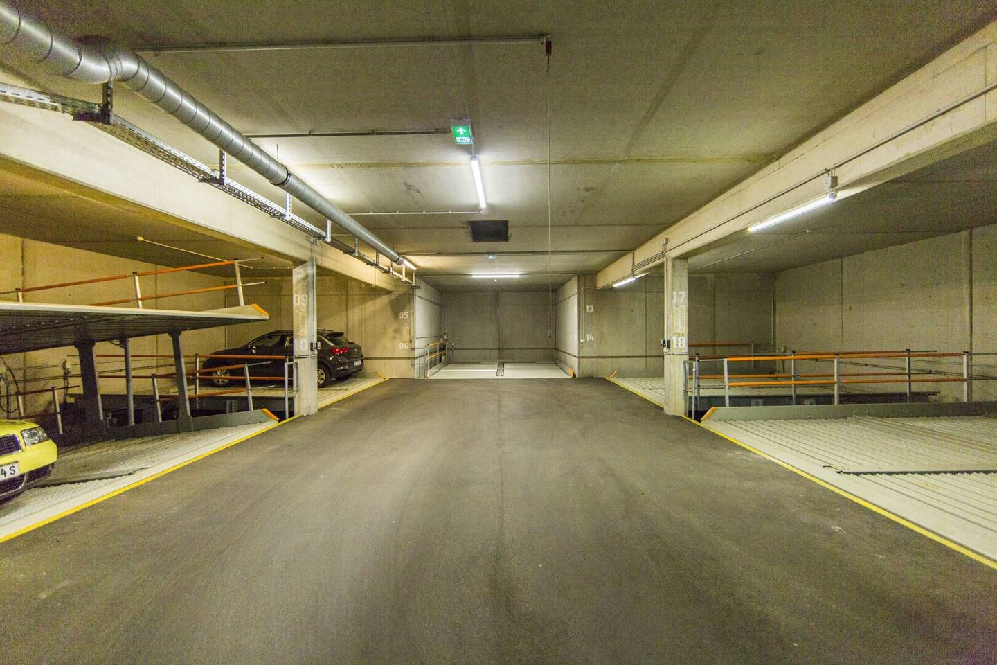 Garage parking spaces in 1180 Vienna near AKH for rent