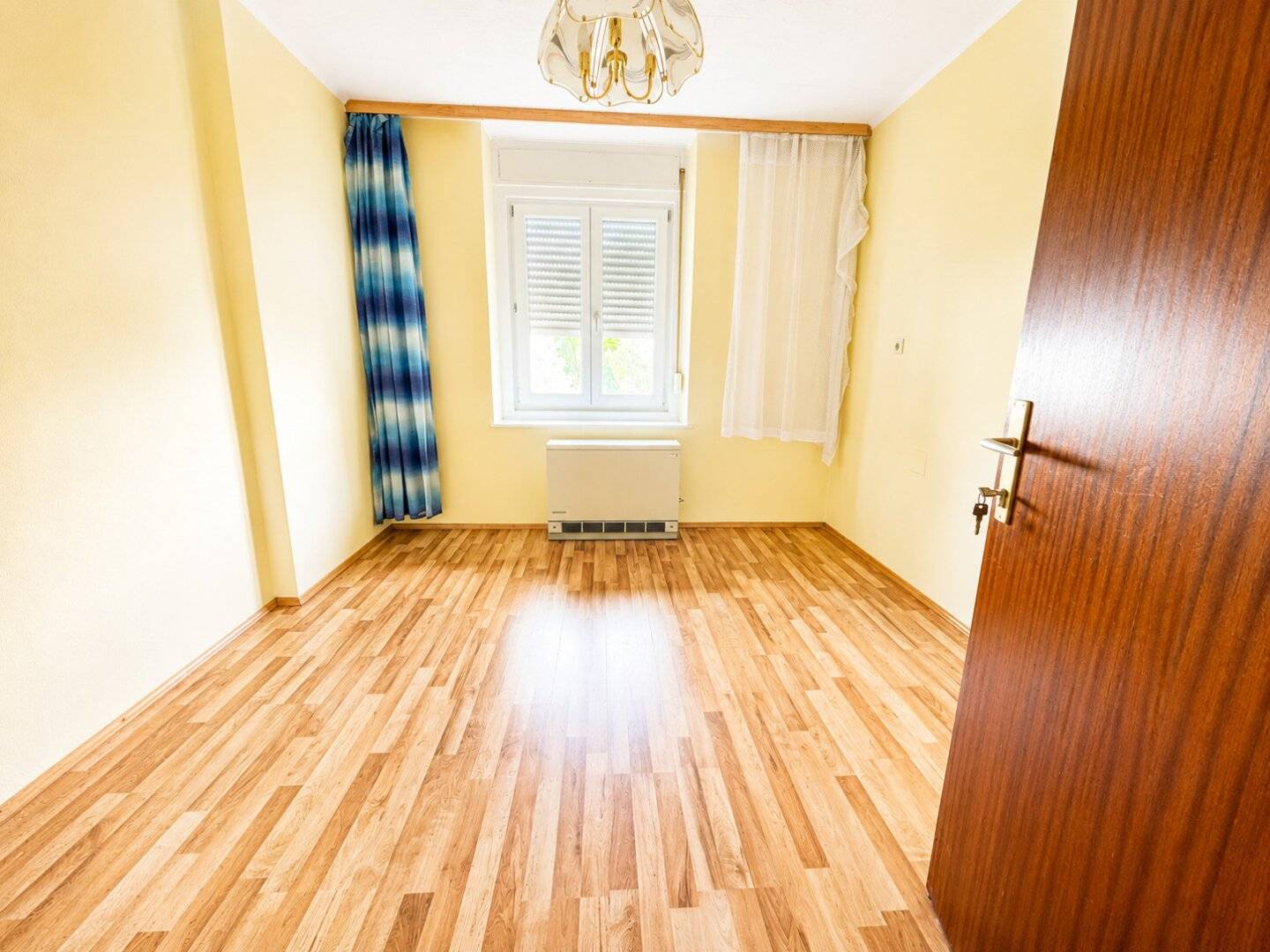 Investment opportunity in Graz-Lend: One rented and one vacant apartment in a package