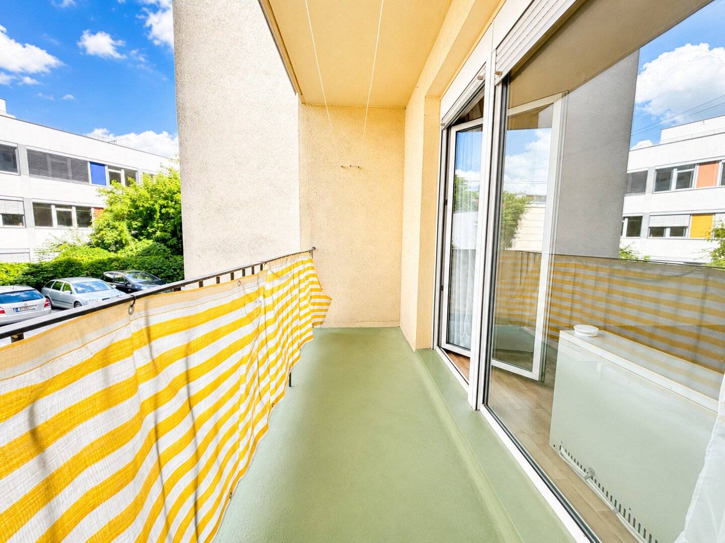 Investment opportunity in Graz-Lend: One rented and one vacant apartment in a package